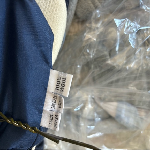 Vintage Carolina Herrera for Saks 5th Ave size 12 Wool Dress - Picture 5 of 5